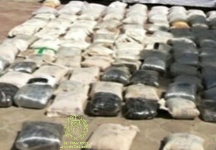 خرده فروش و توزیع کننده مواد بازداشت شدند